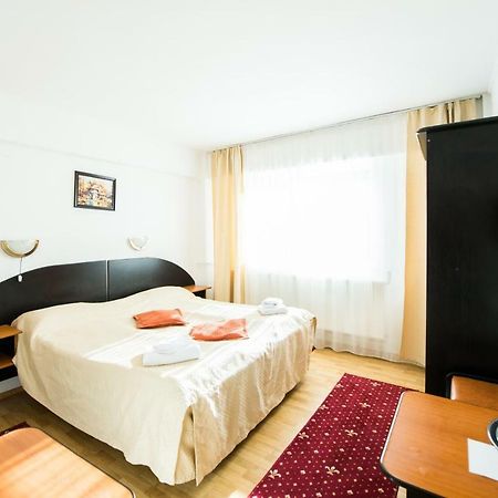 ホテル Gura Diham Buşteni エクステリア 写真